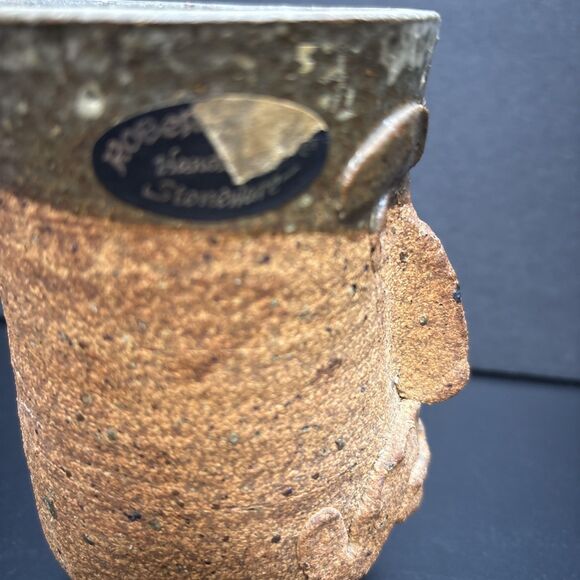 Robert Weiss Originals Vintage Stoneware Face Mug - Picture 4 of 4
